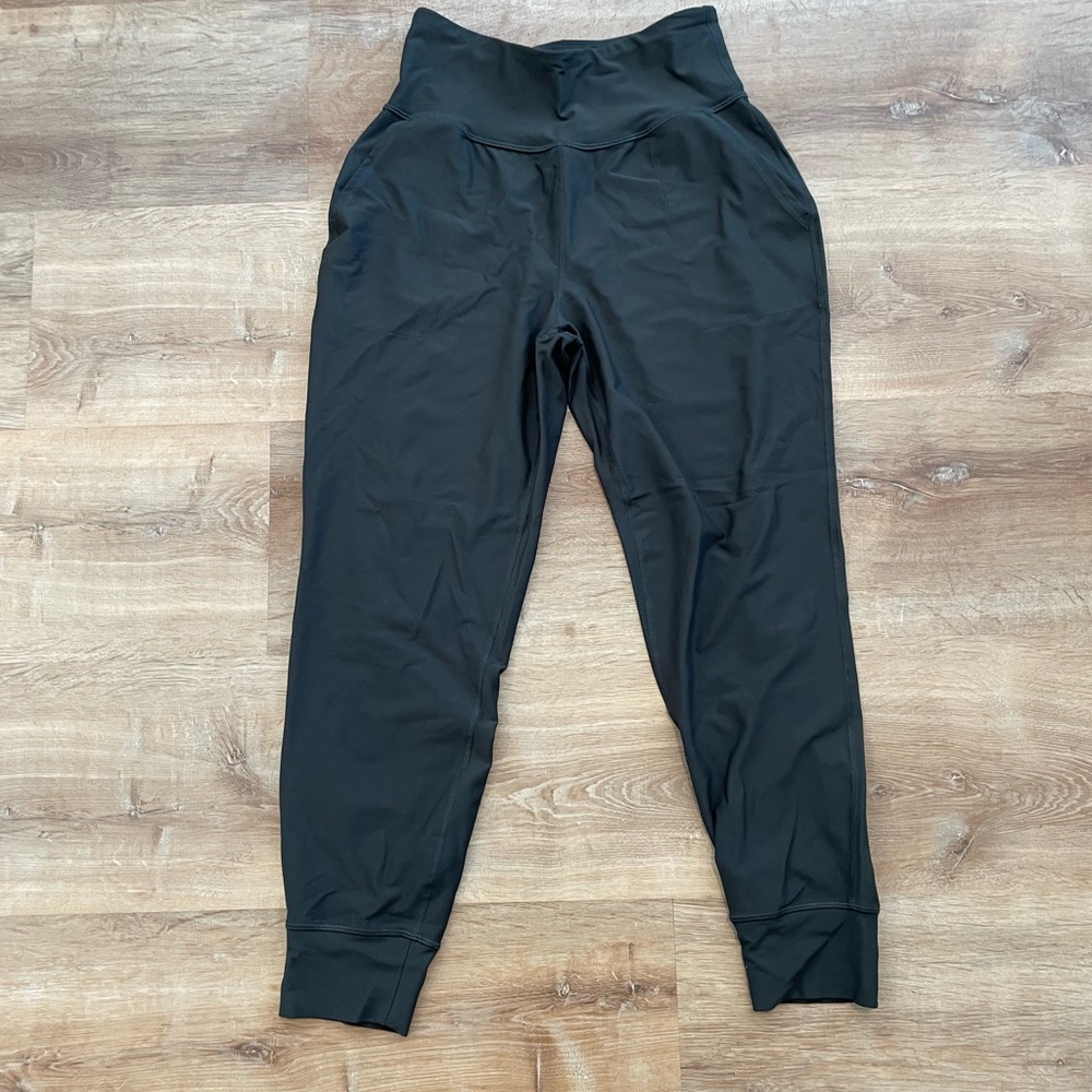 Old Navy Olive Athletic Joggers Womem